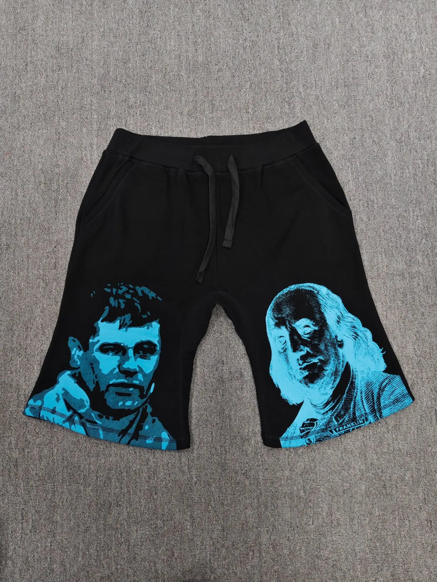 Design Graphic Print Sweat Shorts Black Red - 5