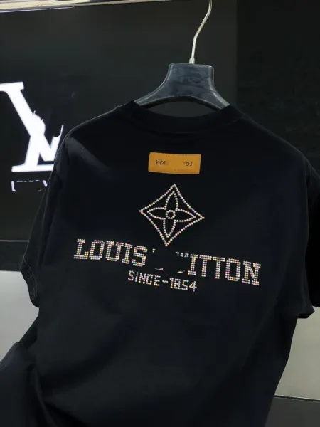 Louis Vuitton LV Logo Embellished Black T-Shirt - 11