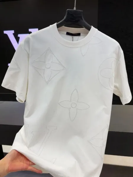Louis Vuitton LV Logo Embellished Black T-Shirt - 14