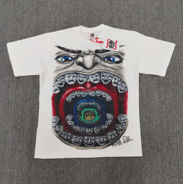 Design Screaming Face Art T-Shirt White Tops.t Shirts - 1