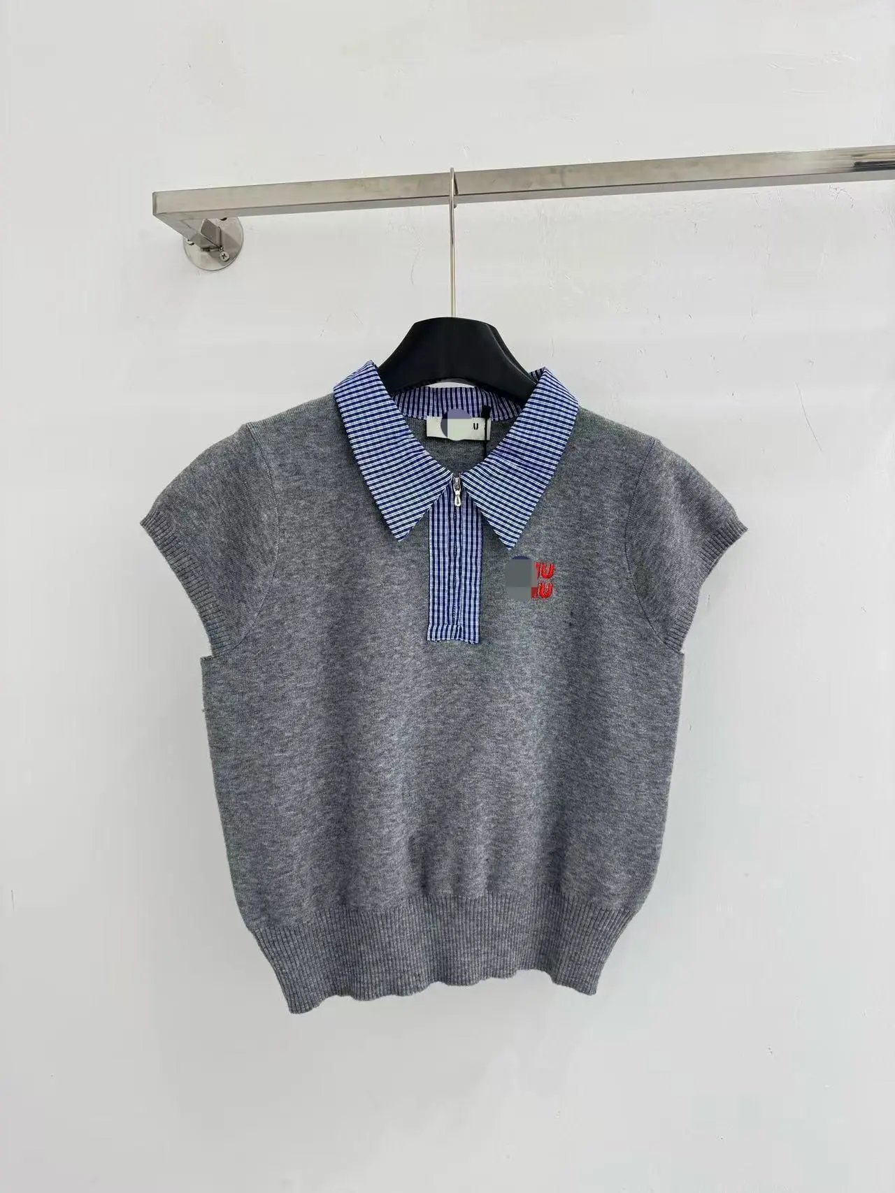 Design Collared Knit Vest Gray with Blue-White Stripe Collar Vest Top - 6