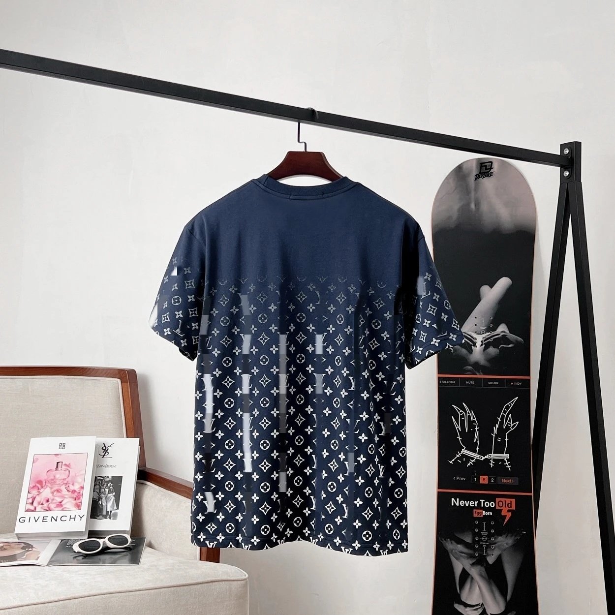 Louis Vuitton Monogram Gradient T-Shirt Light Blue - 18