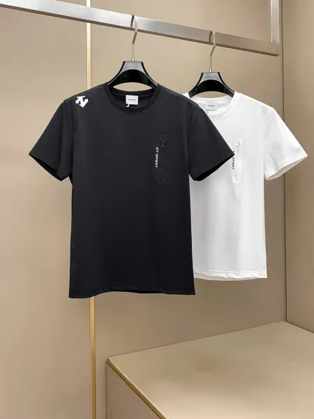 Design Dr. Sport Zip Pocket Performance T-Shirt Black Tops.t Shirts - 2