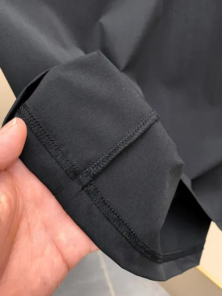 Design Dr. Sport Zip Pocket Performance T-Shirt Black Tops.t Shirts - 31