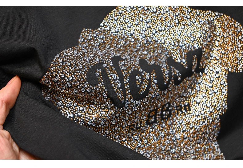 Versace Medusa Crystal-Embellished White T-Shirt - 18