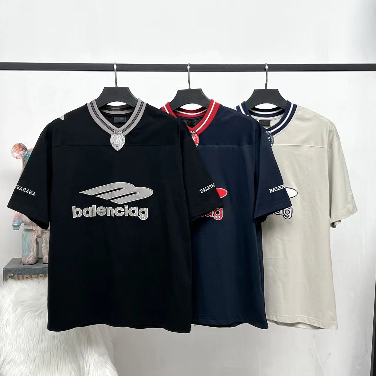 Balenciaga Logo V-Neck Jersey Navy - 4