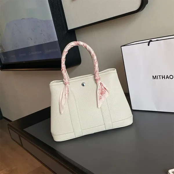 Design Mini Horse Charm Tote Handbag in Pink - 19