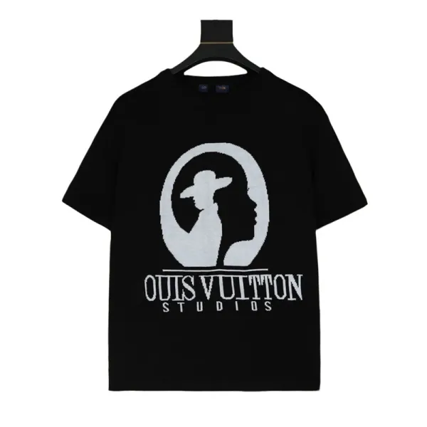 Design Ouis Vuitton Studios Graphic Print Black T-Shirt T-Shirts - 1