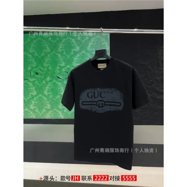 Gucci GUC Logo Print Black T-Shirt - 1