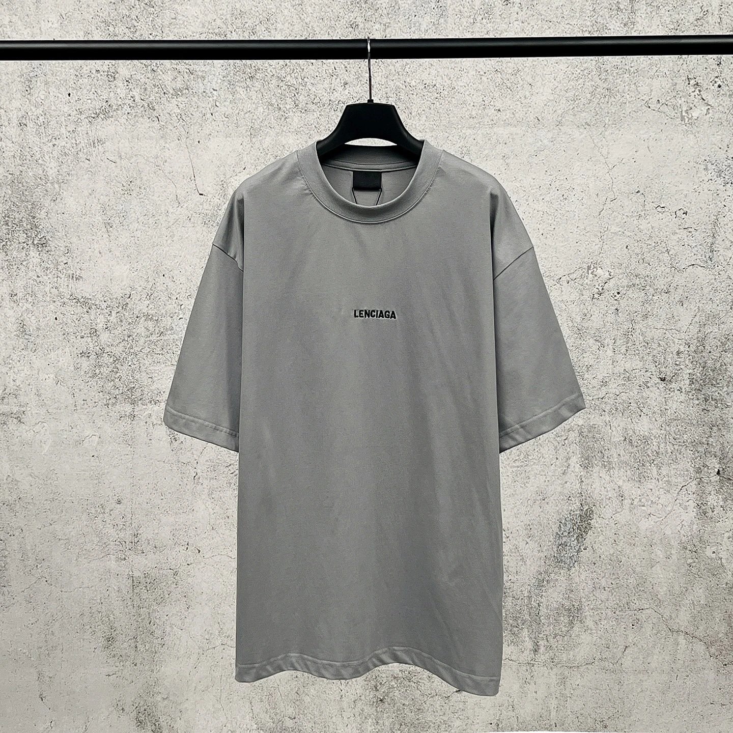 Balenciaga Logo Embroidered Off-White T-Shirt - 3