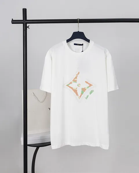 Design 'Tourist vs. Artist' Oversized Graphic T-Shirt White - 29