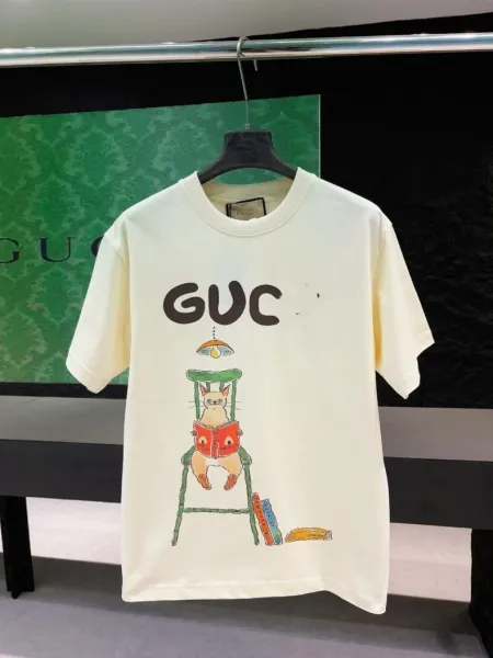 Gucci x Sanrio Hello Kitty Banana Print Cream T-Shirt - 5
