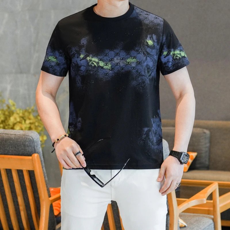 Design Graphic Print Black T-Shirt with Floral Pattern and White Embroidered Pants - 5