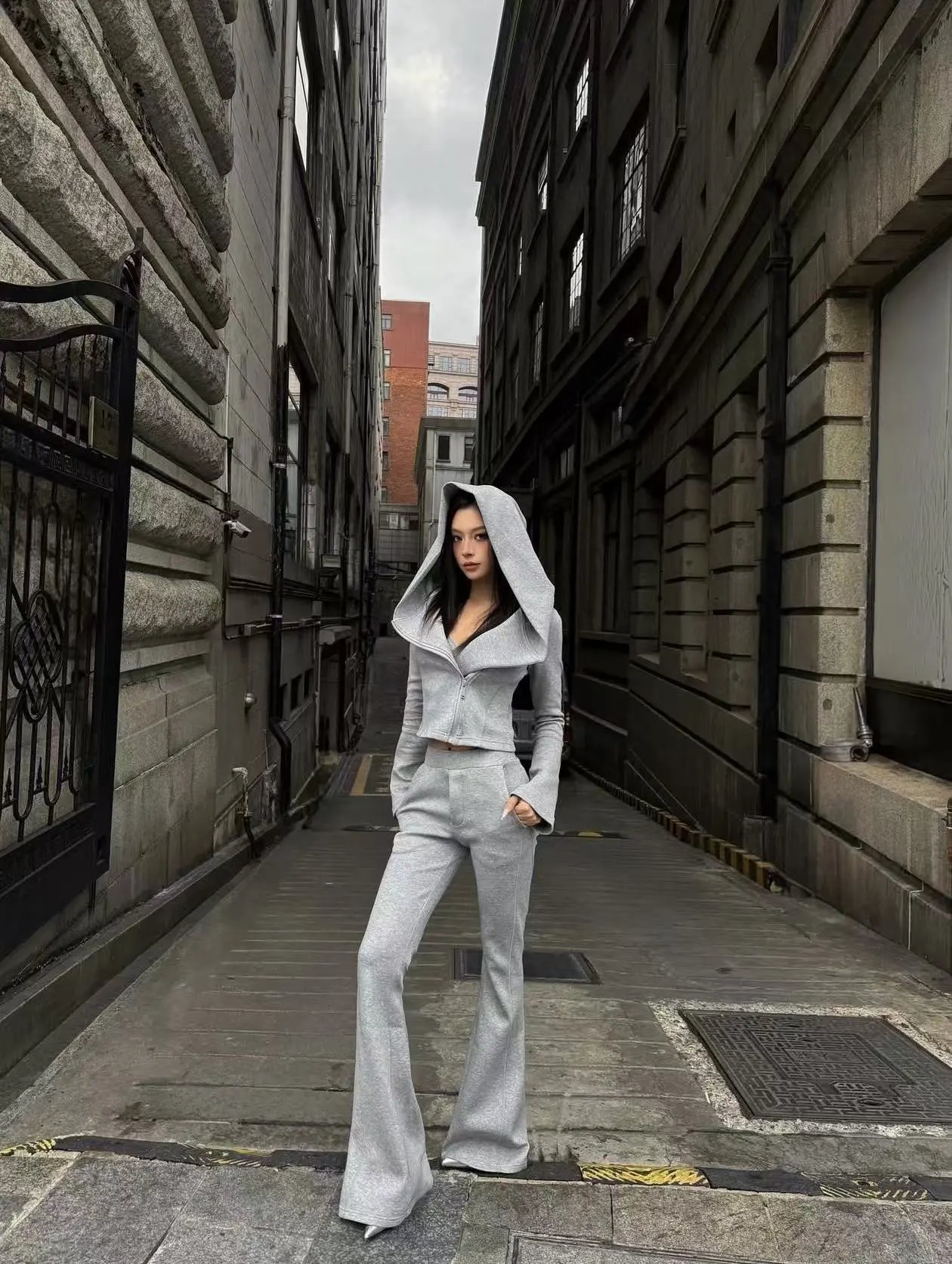 Design Cropped Hooded Tracksuit Gray - 5