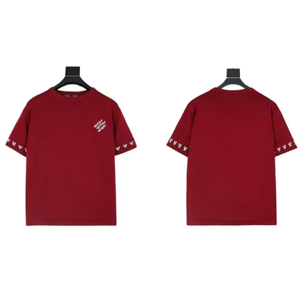 Design Minimalist Logo Tee Burgundy T-Shirt - 1