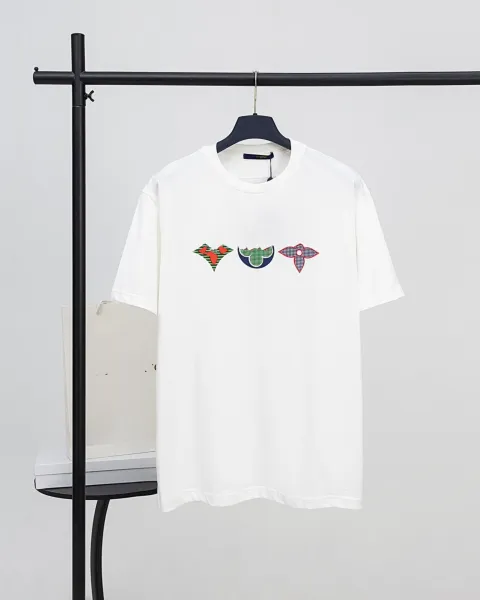 Design 'Tourist vs. Artist' Oversized Graphic T-Shirt White - 51