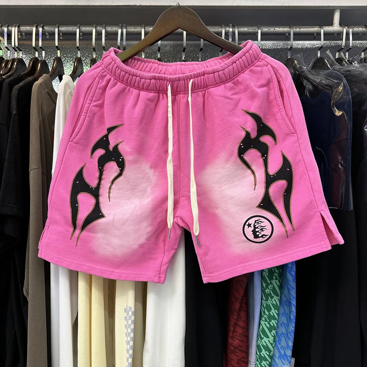 Hellstar Skull Flame Graphic Shorts Black - 22