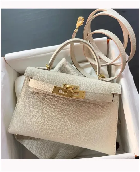 Hermès Kelly 25cm Epsom Black Gold Hardware Handbag - 11
