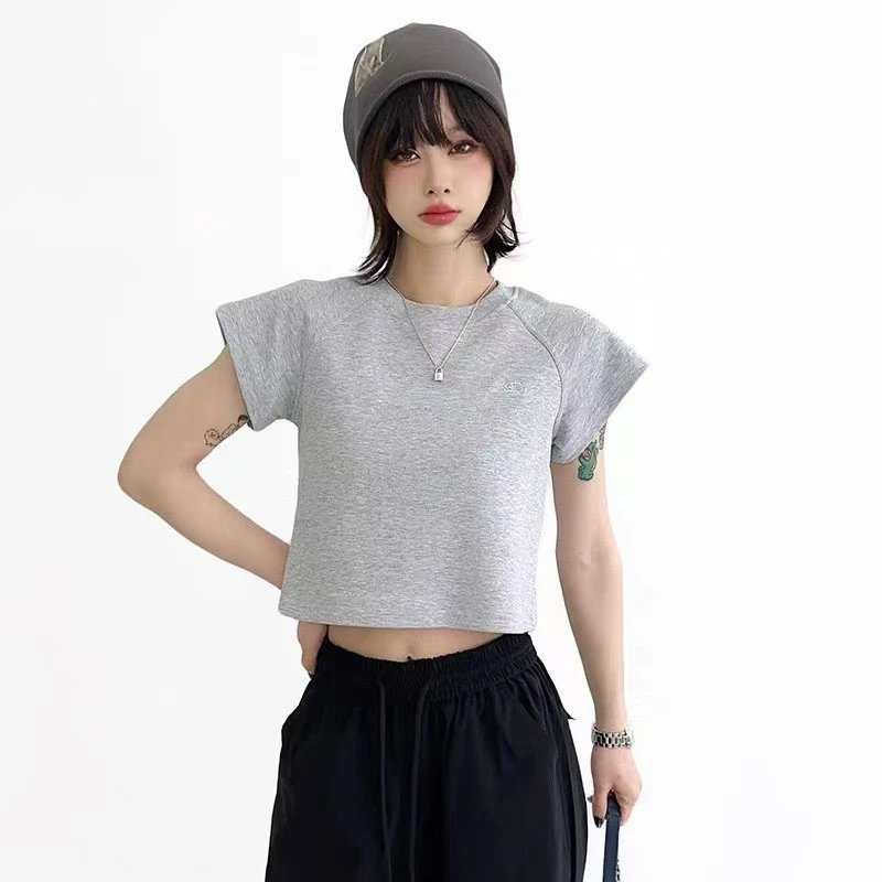 Design Cropped Raglan Sleeve T-Shirt Gray Tops.t Shirts - 6