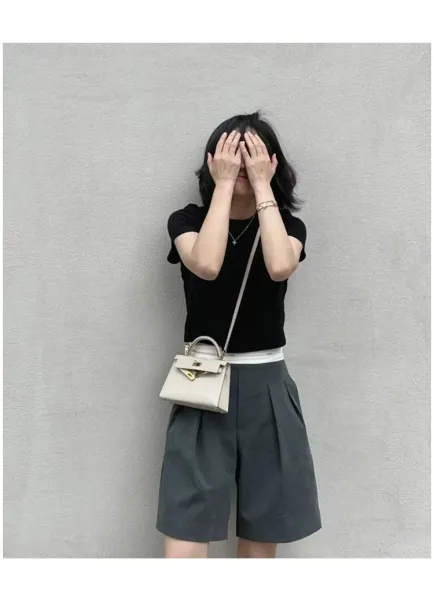 Hermès Kelly 25cm Epsom Black Gold Hardware Handbag - 4
