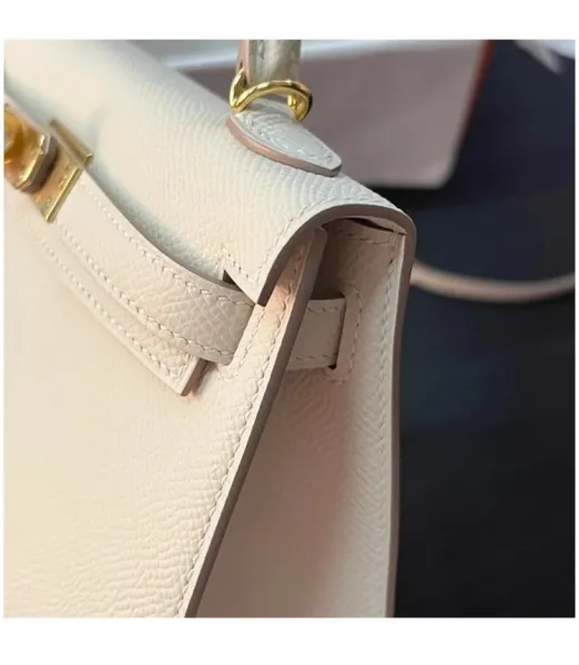 Hermès Kelly 25cm Epsom Black Gold Hardware Handbag - 17