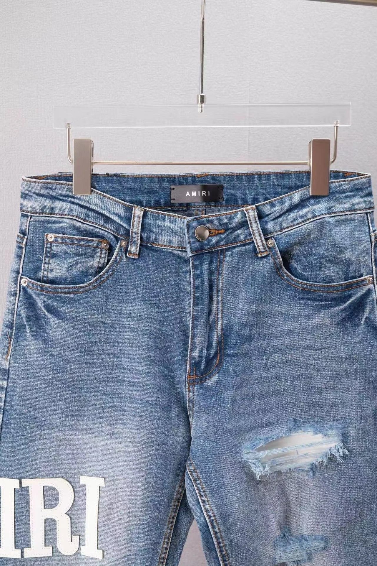 Amiri Distressed Logo Jeans Light Wash Blue - 4