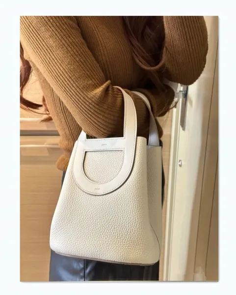 Jacquemus Le Chiquito Bucket Bag Beige Handbag - 26