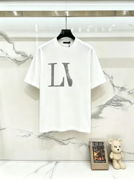 Design LV Logo Graphic T-Shirt White - 1