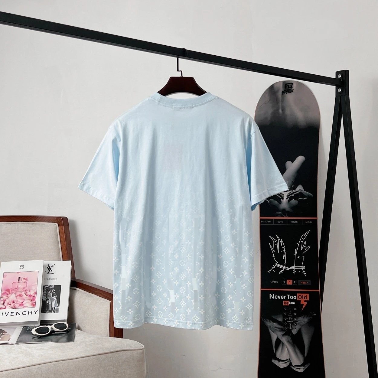 Louis Vuitton Monogram Gradient T-Shirt Light Blue - 16