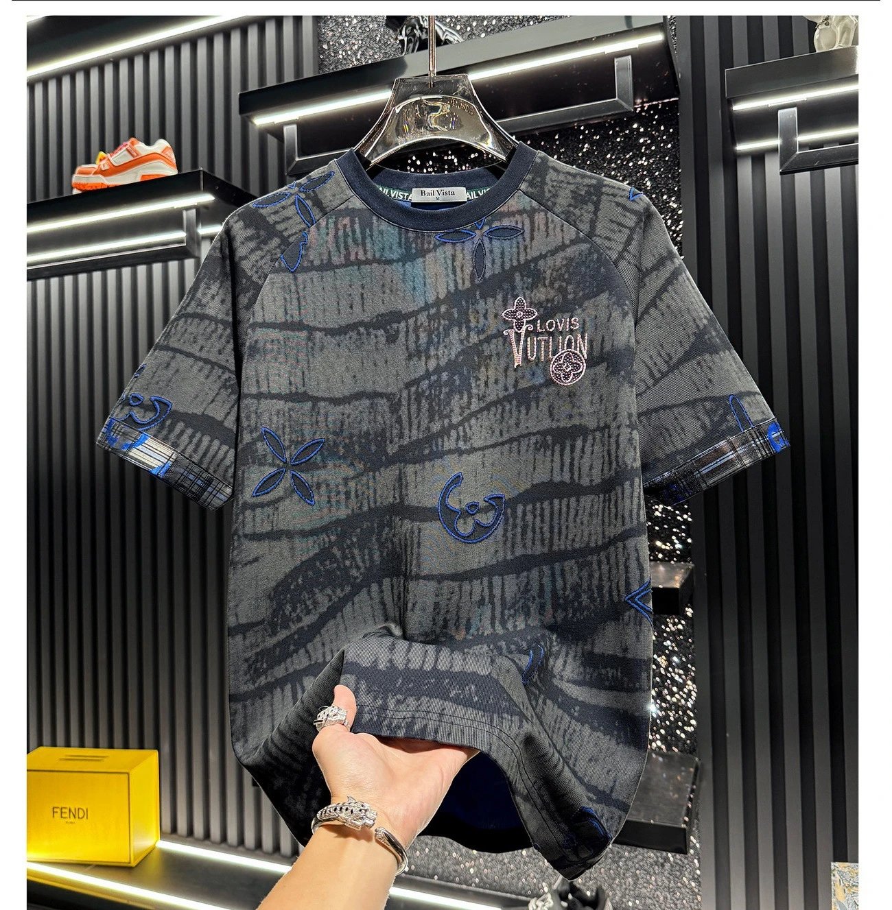 Louis Vuitton Graphic Embroidered Raglan T-Shirt Gray - 10