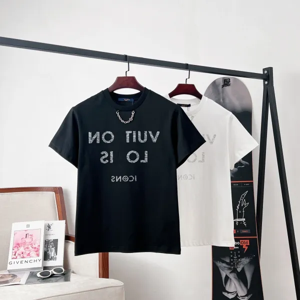 Design 'No Vuit Lo Is Icons' Black Graphic T-Shirt - 3