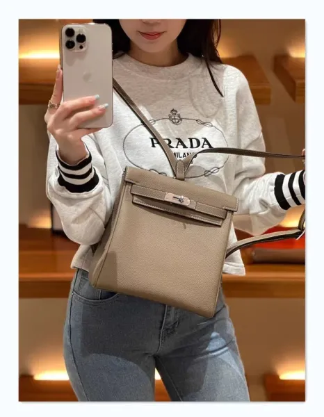 Hermès Kelly Pouch Backpack White Togo Leather Crossbody Bag - 17