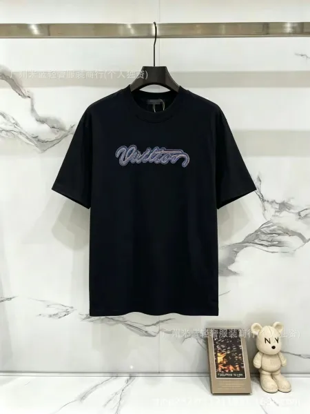 Louis Vuitton Script Embroidered Black T-Shirt - 1