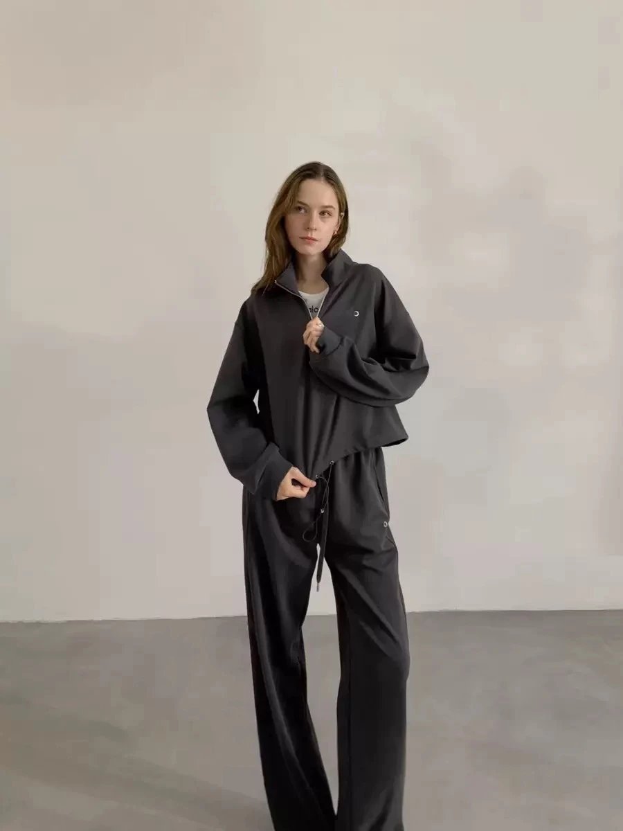 Design Half-Zip Pullover Top and Wide-Leg Sweatpants Set Black - 6
