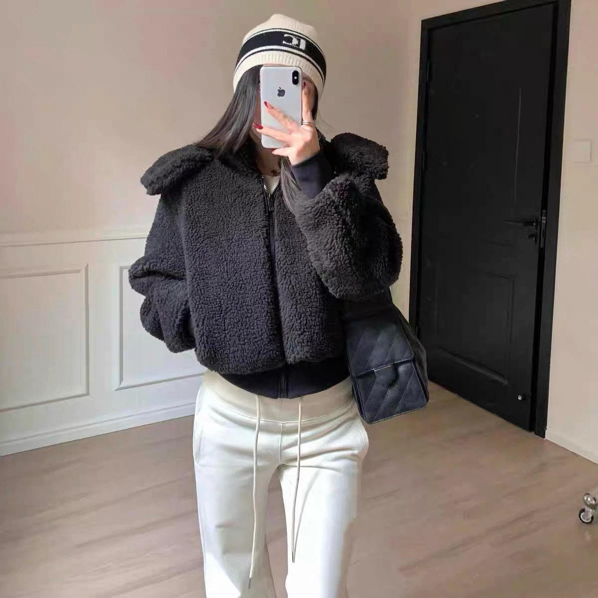 Alo Fleece Hooded Jacket White Outerwear - 7