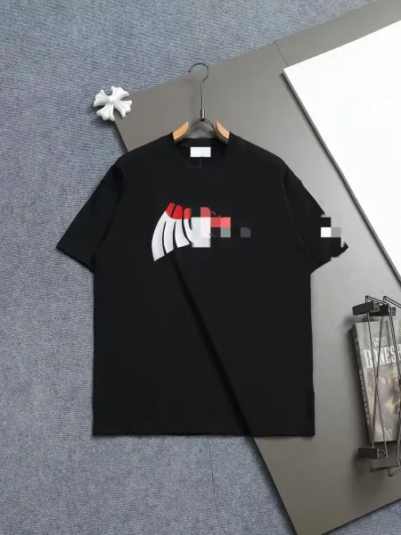 Design Abstract Graphic Print Black T-Shirt - 1