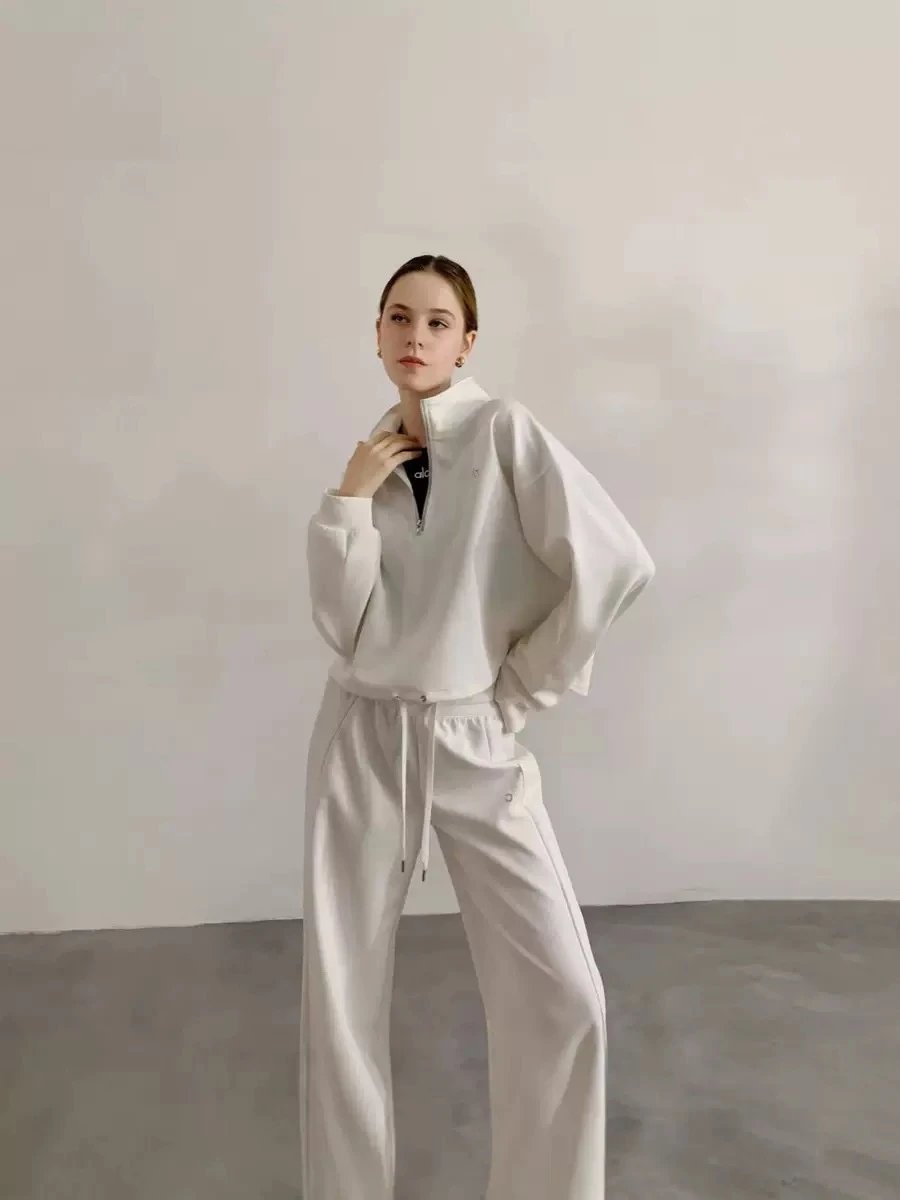 Design Half-Zip Pullover Top and Wide-Leg Sweatpants Set Black - 5