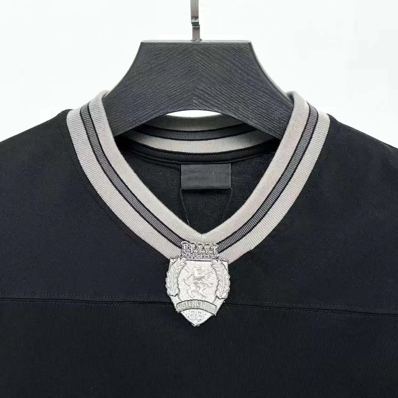 Balenciaga Logo V-Neck Jersey Navy - 11