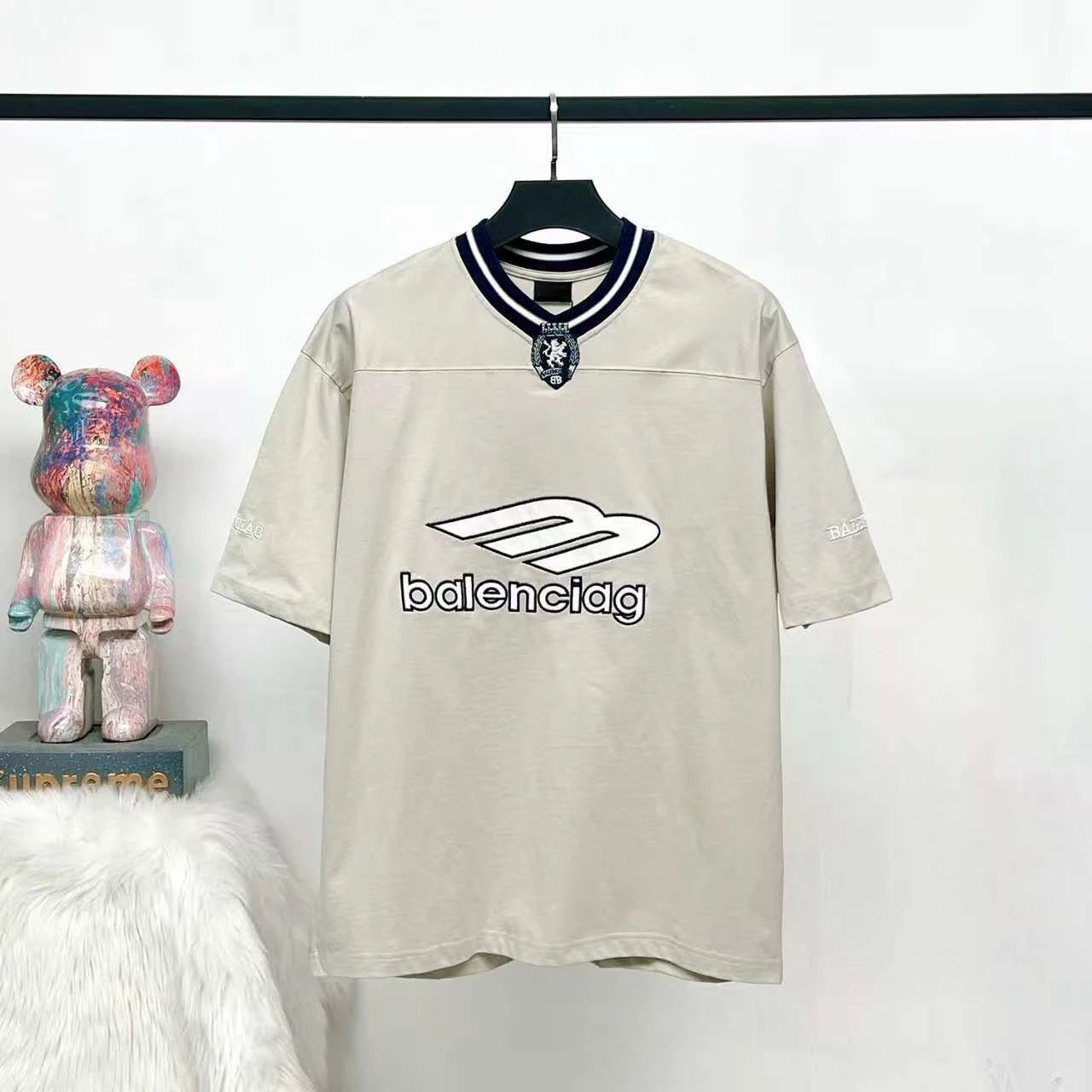 Balenciaga Logo V-Neck Jersey Navy - 9