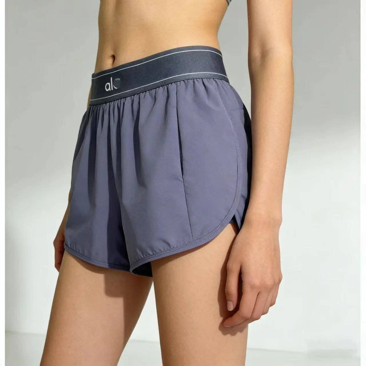Alo Yoga Run Short Gray Shorts - 5