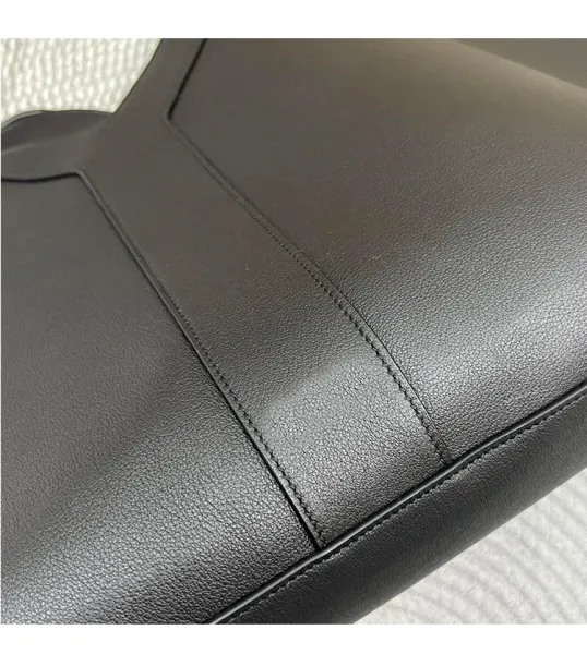 Balenciaga Everyday Tote Black Leather Tote Bag - 22