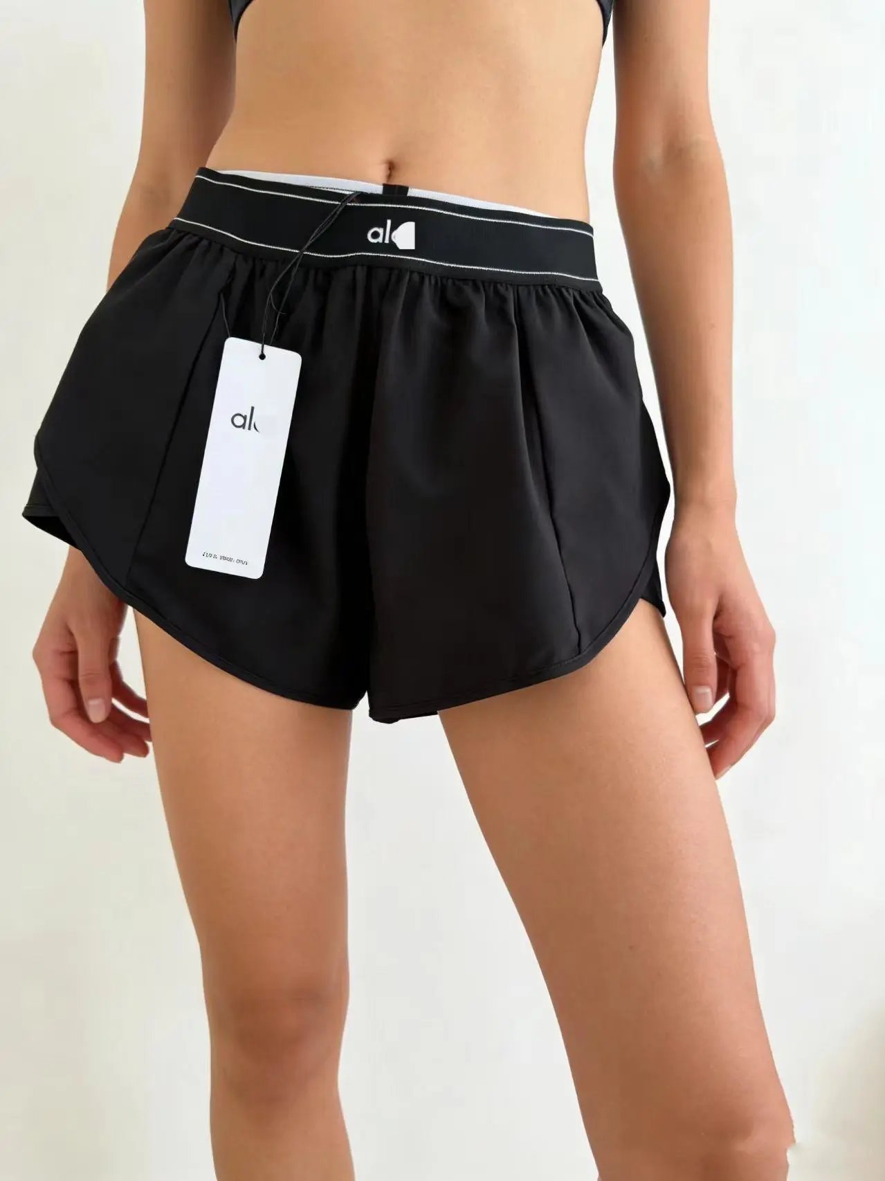 Alo Yoga Run Short Gray Shorts - 4
