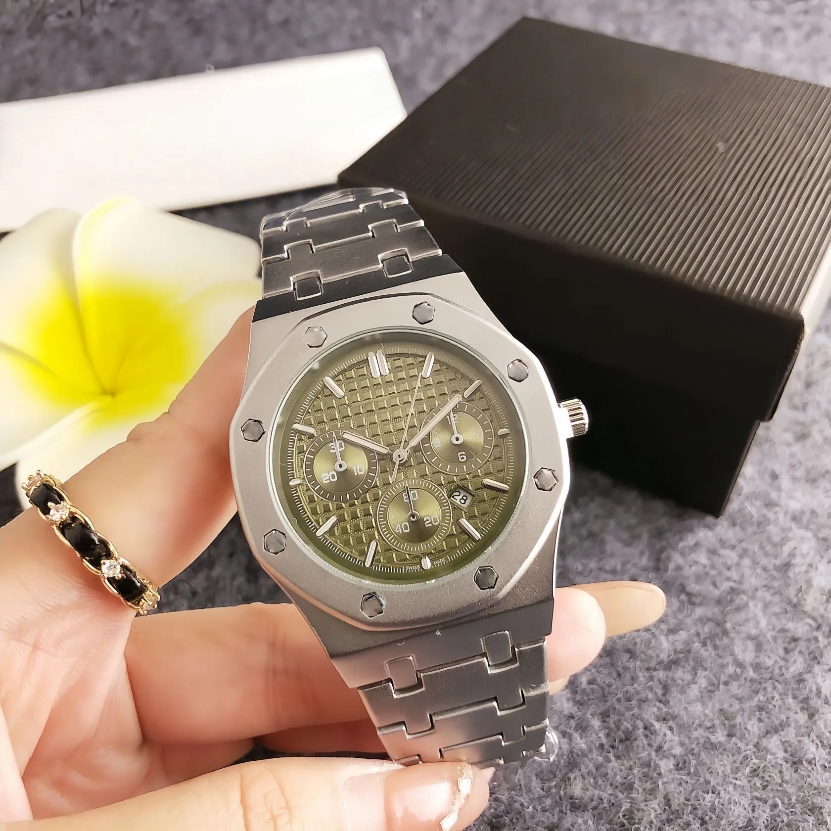 Audemars Piguet Royal Oak Chronograph Gray Dial Steel Watch Watches - 7