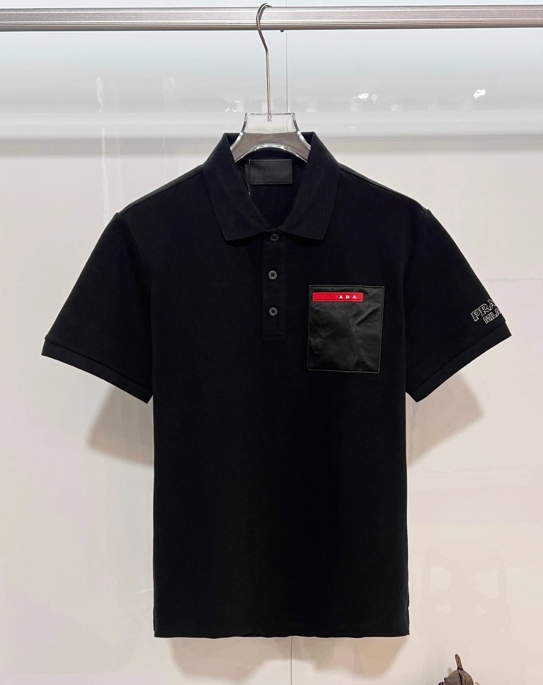 Prada Logo-Print Drawstring Shorts Black - 14