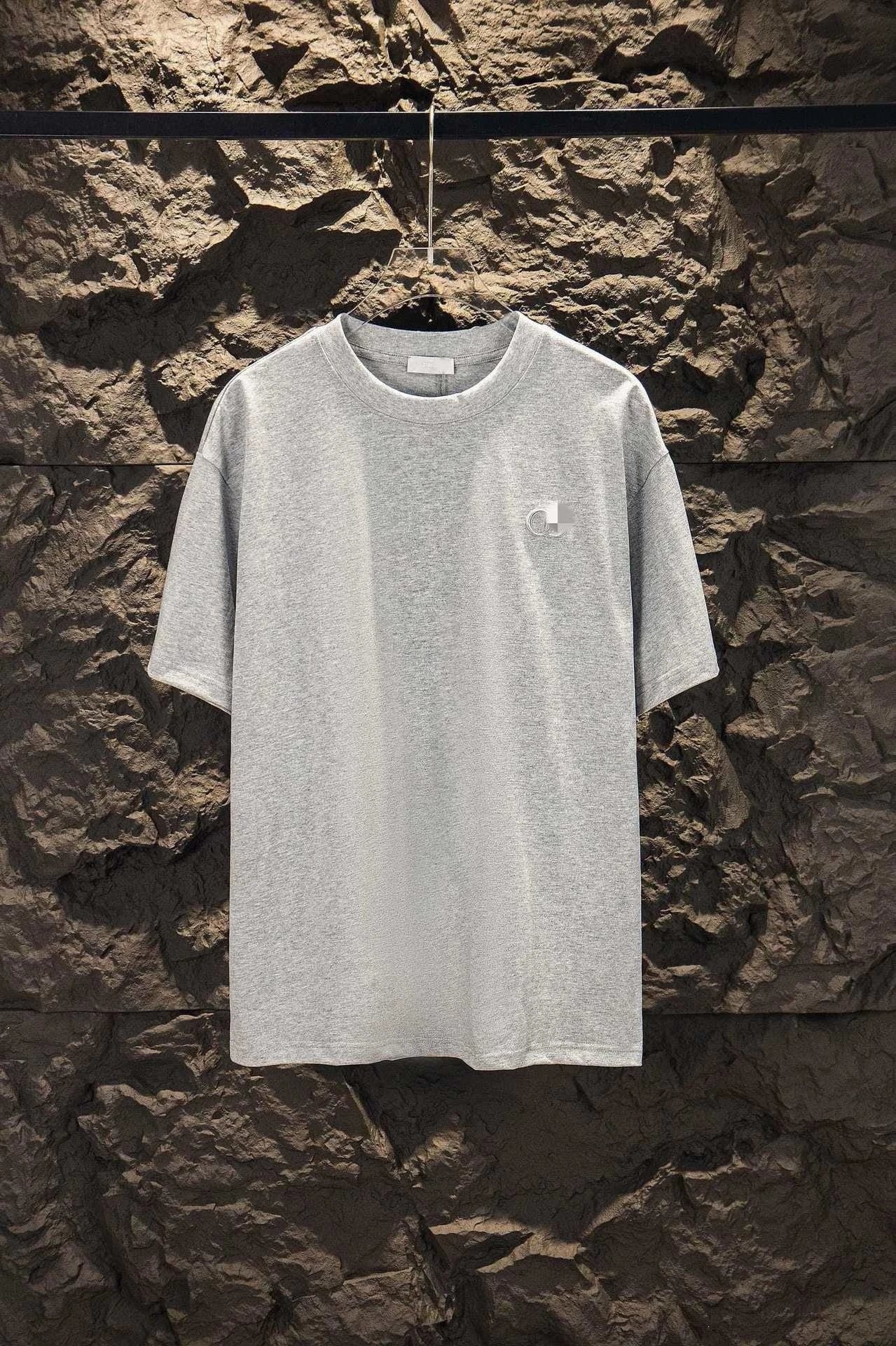 Design Minimalist Logo T-Shirt Gray - 1