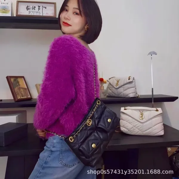 Chanel 22 Bag Black Quilted Leather Chain Shoulder Bag - 9