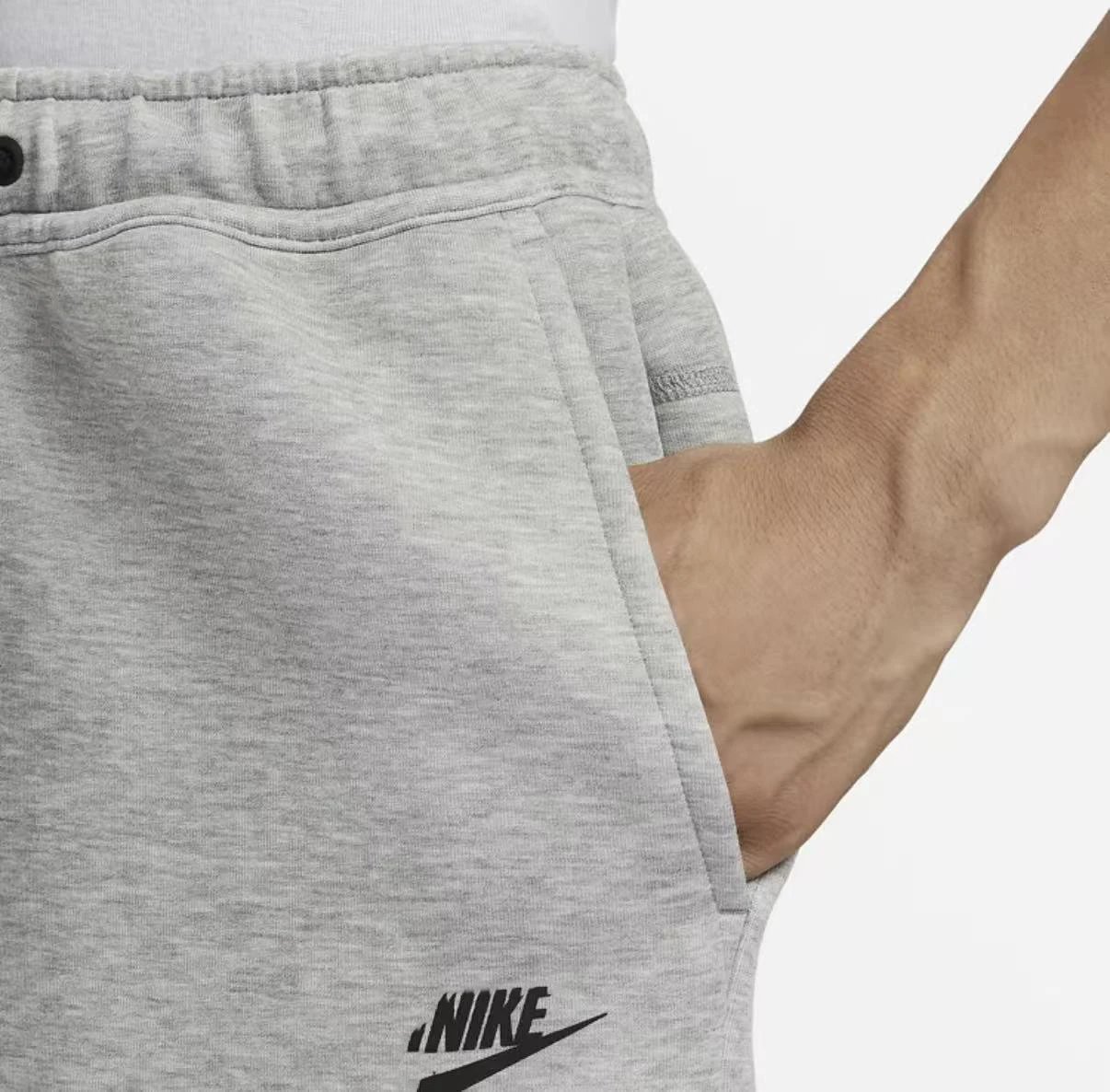 Nike Tech Fleece Shorts Gray - 28