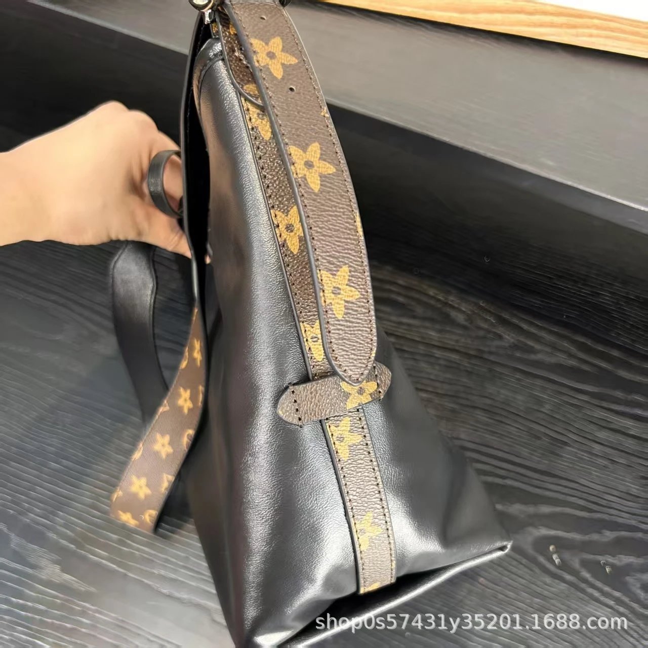Louis Vuitton Monogram Star Hobo Bag Black Shoulder Bags - 10