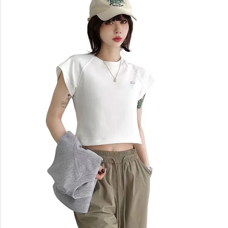 Design Cropped Raglan Sleeve T-Shirt Gray Tops.t Shirts - 7
