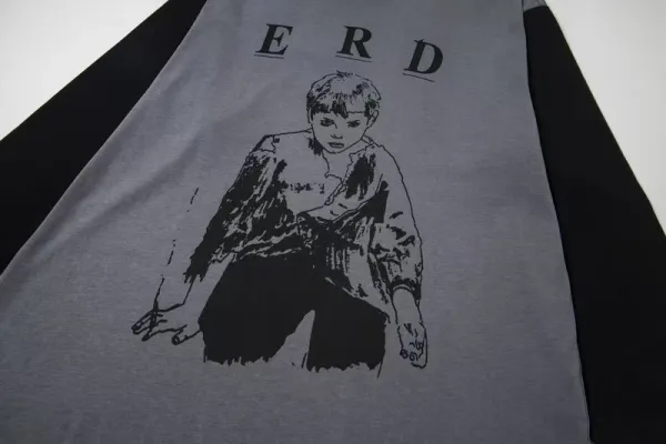 Design e.r.d Proper Homemaking Long Sleeve T-Shirt Black T-Shirts - 28